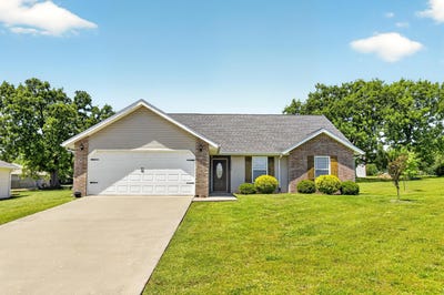 /international/us/2702-neosho-heights-circle-neosho-mo-110107991998/