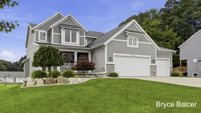 /international/us/5953-marblehead-drive-ne-belmont-mi-110119792380/