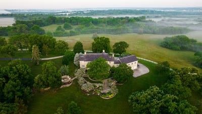 /international/us/14400-prospect-ave-kansas-city-mo-110100257468/