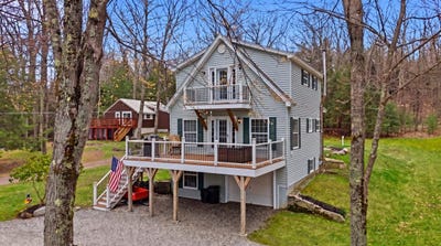 /international/us/4-penobscott-path-gilmanton-nh-110107475672/