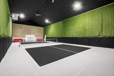 /international/us/13200-excelsior-boulevard-minnetonka-mn-110106002466/