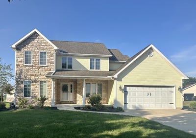 /international/us/1614-springfield-avenue-wapakoneta-oh-110119520486/