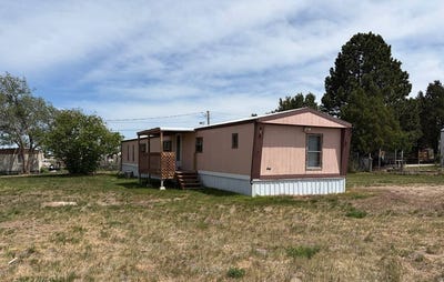 /international/us/413-holly-street-lusk-wy-110108409463/