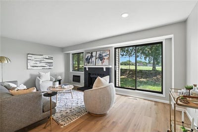 /international/us/186-bridlewood-drive-saint-paul-mn-110100401053/