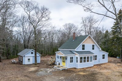 /international/us/819-pleasant-point-road-cushing-me-110107400651/