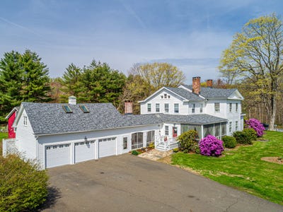 /international/us/1115-monroe-turnpike-monroe-ct-110099269841/