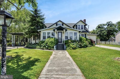 /international/us/6126-taylor-st-chincoteague-island-va-110100059737/