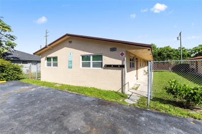 /international/us/237-nw-12th-court-pompano-beach-fl-110106476375/
