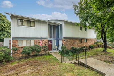 /international/us/14-briargate-place-greenville-sc-110107166712/