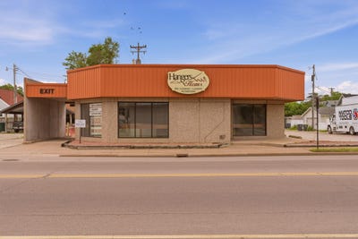 /international/us/1817-jackson-st-la-crosse-wi-110109059412/