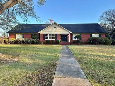 /international/us/606-east-harding-greenwood-ok-110108613137/