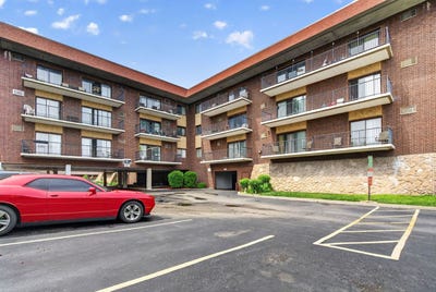 /international/us/9540-mayfield-avenue-oak-lawn-il-110108224669/