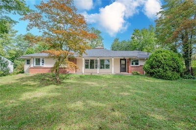 /international/us/4015-boston-road-brecksville-oh-110119957916/