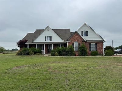 /international/us/7214-132nd-road-holdenville-ok-110108396296/