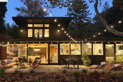 /international/us/3560-brunell-dr-oakland-ca-110120093416/