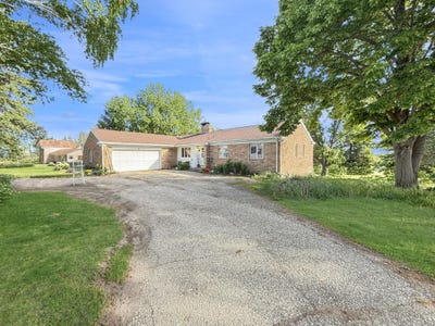 /international/us/4424-highway-212-montevideo-mn-110108390032/