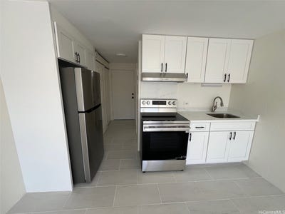 /international/us/85-175-farrington-highway-waianae-hi-110108032235/