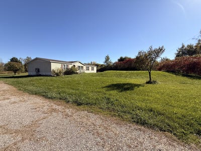 /international/us/6524-n-96th-avenue-hart-mi-110120498987/