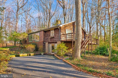 /international/us/111-autumn-court-huntingtown-md-110108301438/