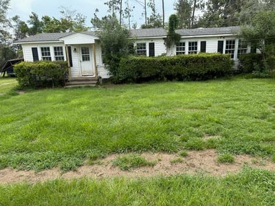 /international/us/823-grady-avenue-douglas-ga-110100847235/