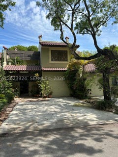 /international/us/3689-estepona-ave-doral-fl-110108298781/?lang=it