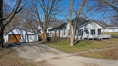 /international/us/308-king-street-bedford-ia-110106790376/