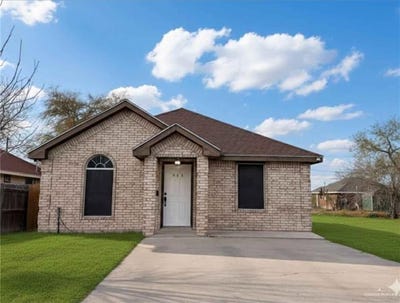 /international/us/413-w-adams-avenue-alton-tx-110109584381/