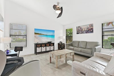 /international/us/4383-willow-pond-circle-west-palm-beach-fl-110108608840/