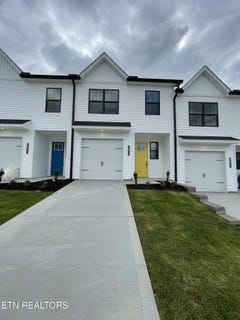 /international/us/8833-chapman-trace-way-knoxville-tn-110099188724/