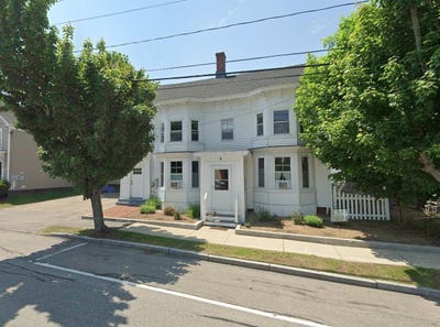 /international/us/8-sixth-street-dover-nh-110104217856/