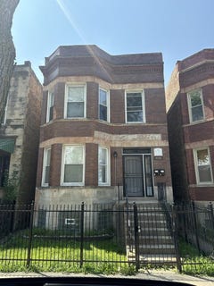 /international/us/6344-s-eberhart-avenue-chicago-il-110107278682/
