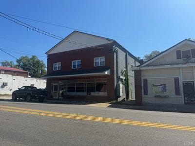 /international/us/201-s-main-street-gretna-va-110103317962/