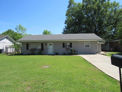 /international/us/1102-poplar-st-amory-ms-110107455910/