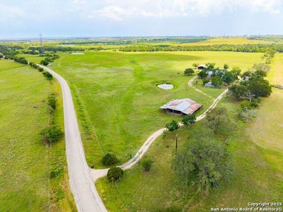 /international/us/735-old-zorn-rd-san-marcos-tx-110100820532/