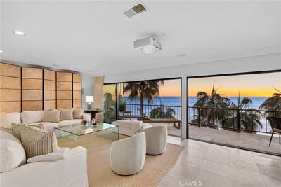 /international/us/31423-coast-highway-laguna-beach-ca-110096962079/