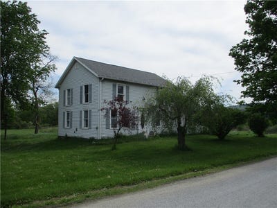 /international/us/717-pat-farley-road-south-new-berlin-ny-110108364768/