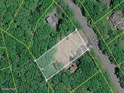 /international/us/402-maple-ridge-drive-lords-valley-pa-110108629495/