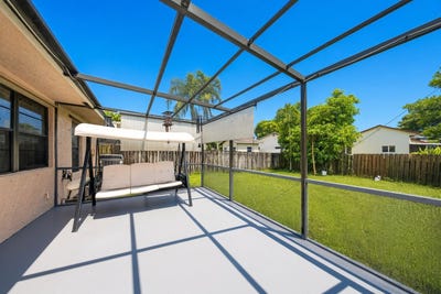 /international/us/9811-sw-57th-street-cooper-city-fl-110110277648/