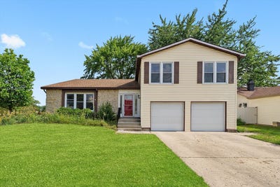 /international/us/88-hesterman-drive-glendale-heights-il-110107981527/