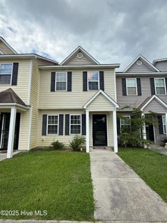 /international/us/306-burley-drive-hubert-nc-110101233171/