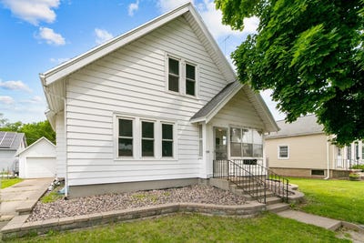 /international/us/729-w-cook-street-portage-wi-110099965576/