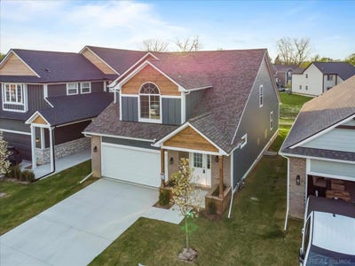 /international/us/27621-maryjane-lane-e-chesterfield-twp-mi-110100800549/