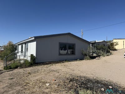 /international/us/43-boat-dock-elephant-butte-nm-110108120668/