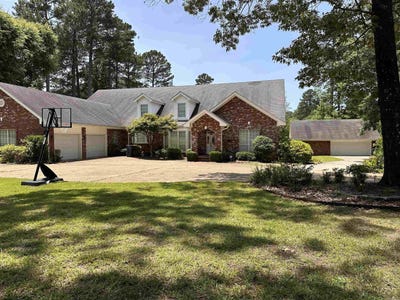 /international/us/9-chinquepin-drive-magnolia-ar-110101051316/