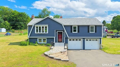 /international/us/66-roarke-road-north-haven-ct-110108545640/