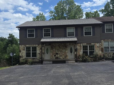 /international/us/319-berry-lane-barboursville-wv-110105887475/
