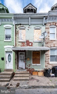 /international/us/233-hudson-street-reading-pa-110107283088/