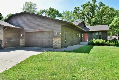 /international/us/1252-rolling-oaks-lane-nw-hutchinson-mn-110108446082/