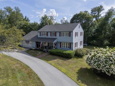 /international/us/64-peaslee-road-merrimack-nh-110110199287/