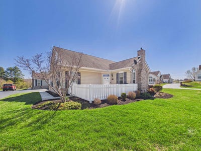 /international/us/133-e-patriot-way-christiansburg-va-110106815447/